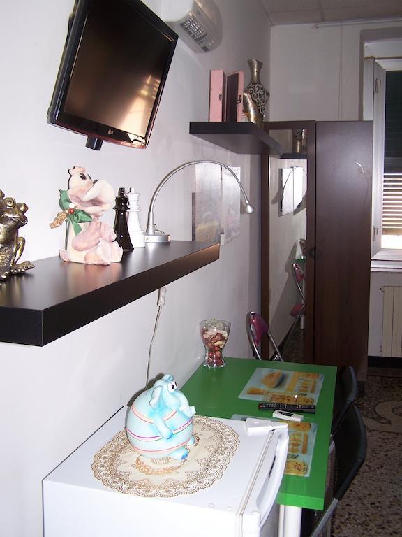 Affittacamere Buenos Ayres Génova Habitación foto