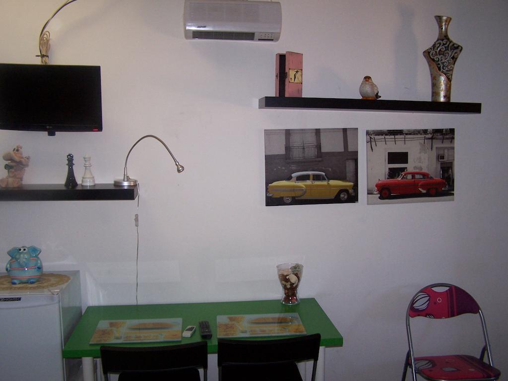 Affittacamere Buenos Ayres Génova Habitación foto